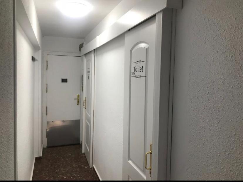 Апартаменты Apartamento Celebraciones Бенидорм Экстерьер фото