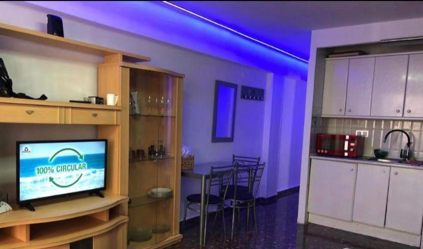 Апартаменты Apartamento Celebraciones Бенидорм Экстерьер фото