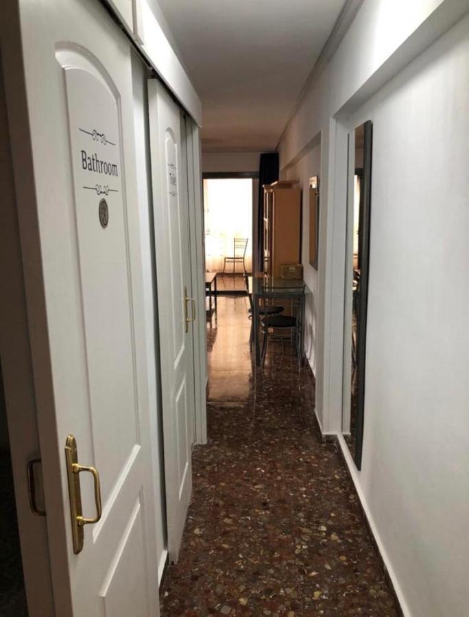 Апартаменты Apartamento Celebraciones Бенидорм Экстерьер фото