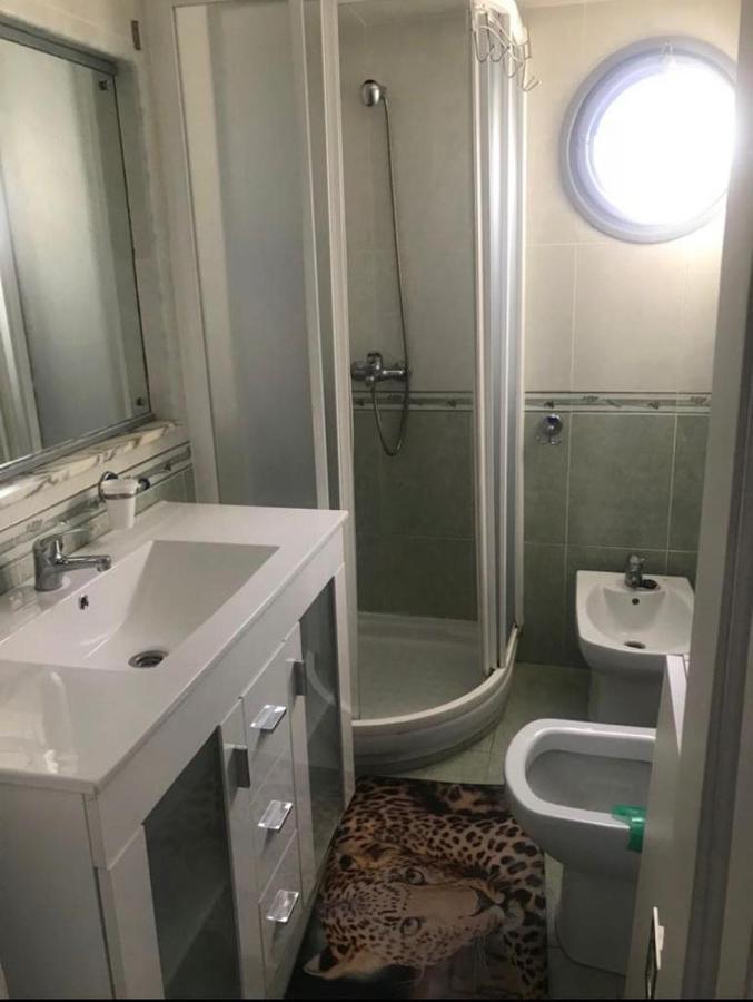 Апартаменты Apartamento Celebraciones Бенидорм Экстерьер фото